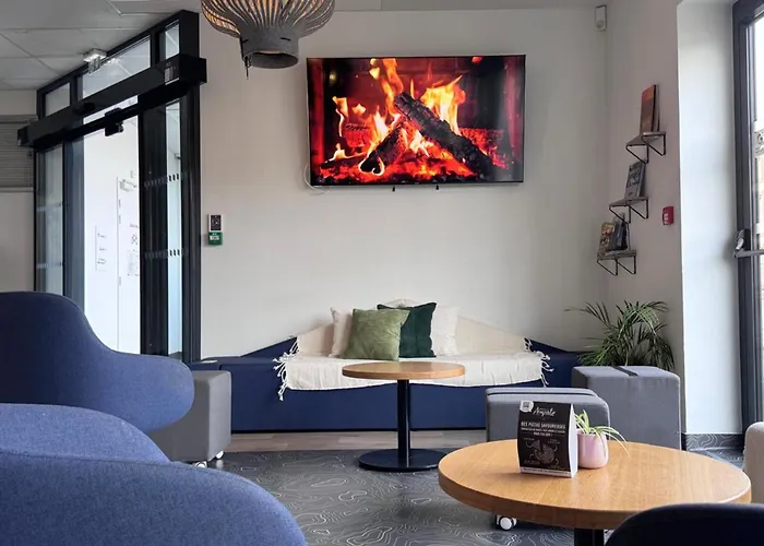 بيت شباب Hi *